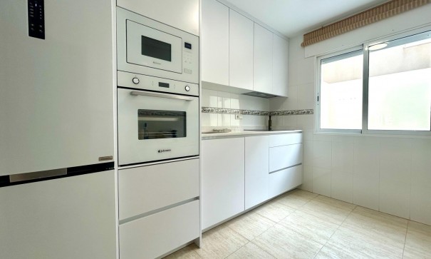 Sale - Town house -
Orihuela Costa - Campoamor