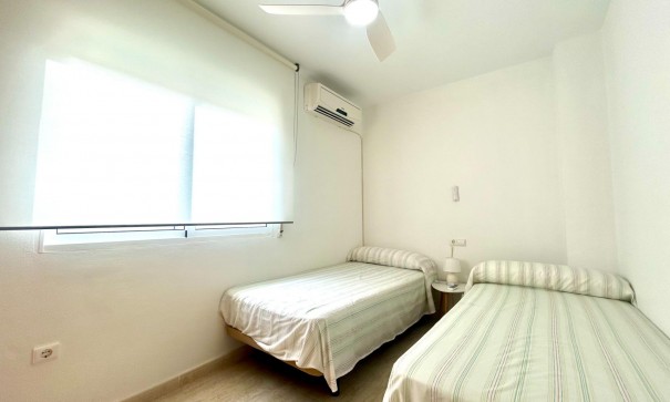 Sale - Town house -
Orihuela Costa - Campoamor