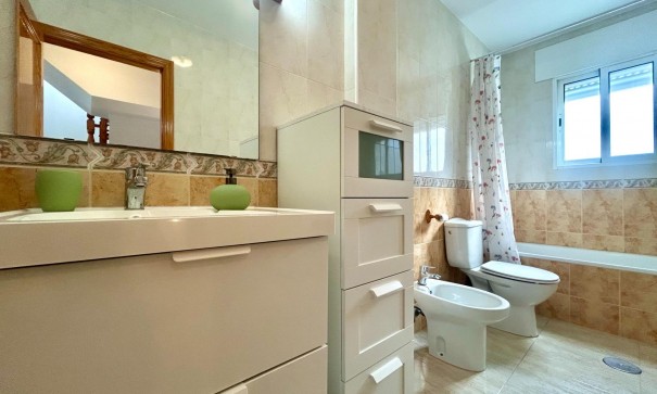 Sale - Town house -
Orihuela Costa - Campoamor