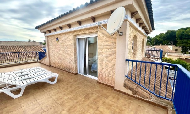 Sale - Town house -
Orihuela Costa - Campoamor