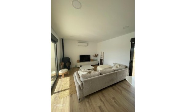 Sale - Town house -
Pinoso - Pinoso Alicante