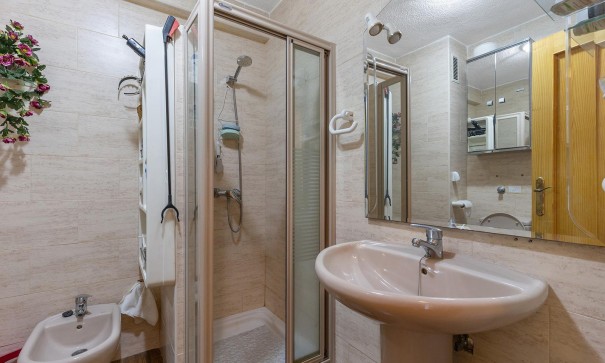 Sale - Apartment Flat -
Guardamar del Segura - Urb. pinomar