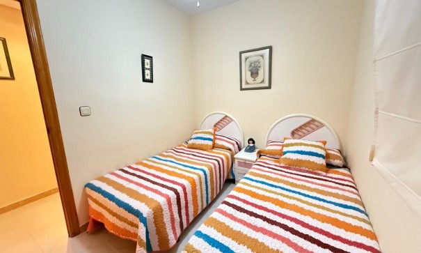 Sprzedaż - Apartament mieszkanie -
Torrevieja - Playa del Cura