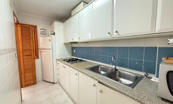 Sprzedaż - Apartament mieszkanie -
Torrevieja - Playa del Cura