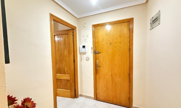 Sprzedaż - Apartament mieszkanie -
Torrevieja - Playa del Cura