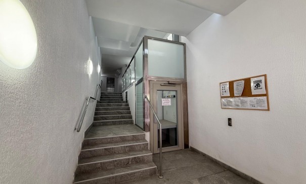 Sprzedaż - Apartament mieszkanie -
Torrevieja - Playa del Cura