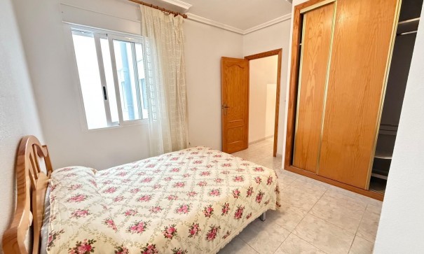 Revente - Appartement -
Torrevieja - La Mata