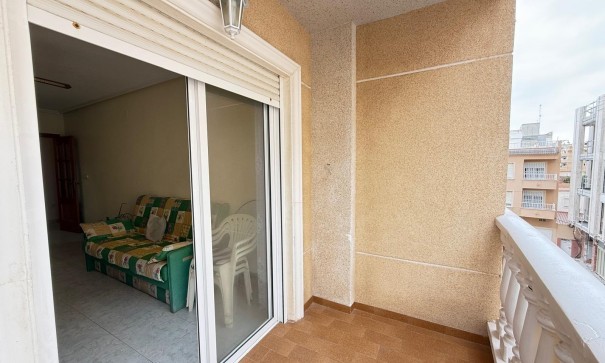 Revente - Appartement -
Torrevieja - La Mata