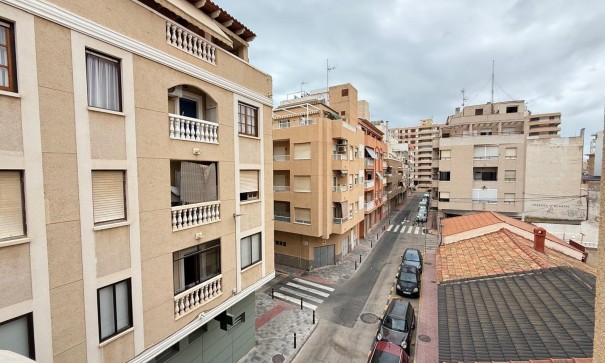 Revente - Appartement -
Torrevieja - La Mata