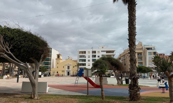 Revente - Appartement -
Torrevieja - La Mata