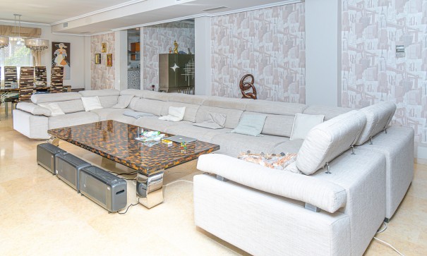 Sprzedaż - Willa wolnostojąca -
La Mata