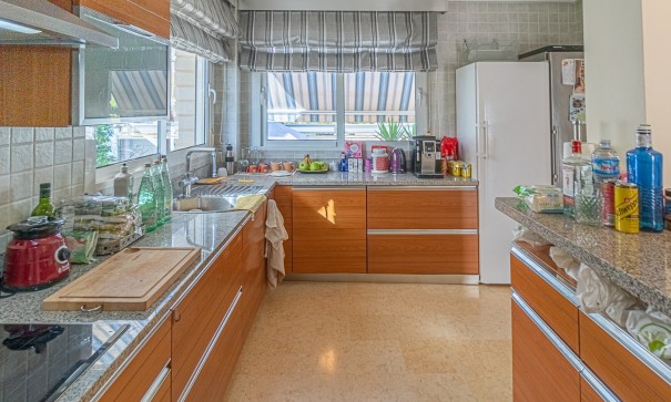 Sprzedaż - Willa wolnostojąca -
La Mata