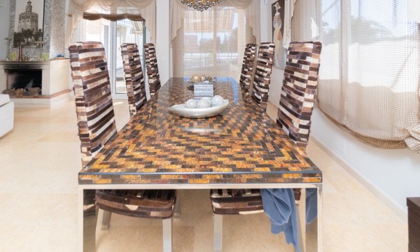 Sprzedaż - Willa wolnostojąca -
La Mata