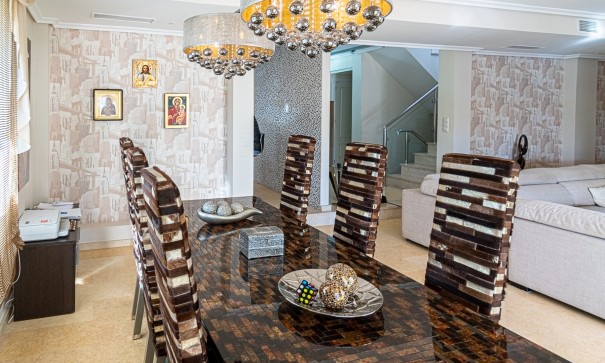 Sprzedaż - Willa wolnostojąca -
La Mata