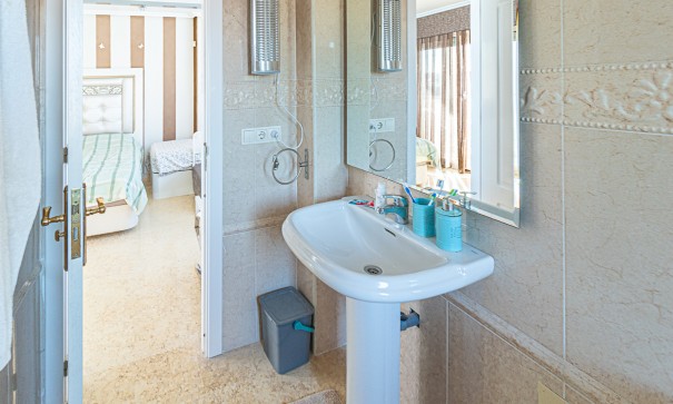 Sprzedaż - Willa wolnostojąca -
La Mata