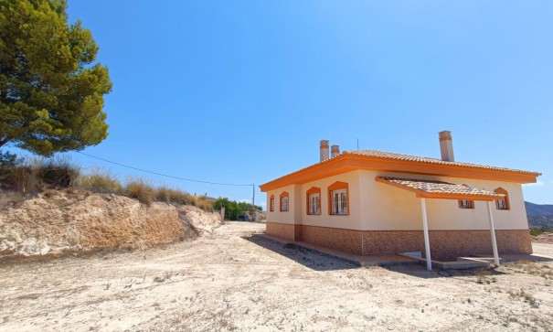 Nybyggd - Fristående villa -
Macisvenda