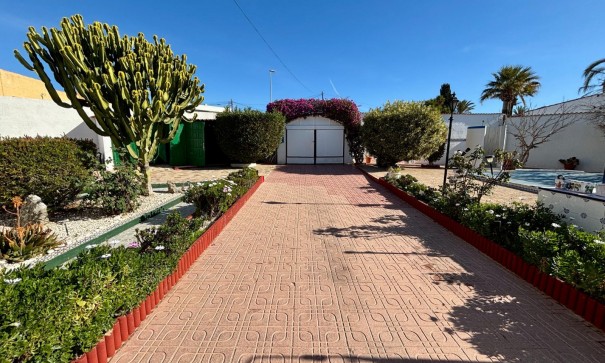 Venta - Chalet Independiente -
Ciudad Quesada - Rojales - Ciudad Quesada