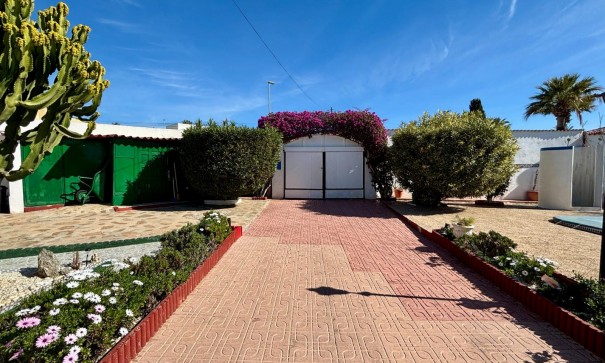 Venta - Chalet Independiente -
Ciudad Quesada - Rojales - Ciudad Quesada