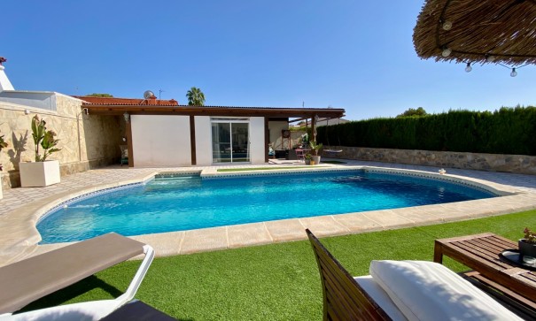 Herverkoop - Vrijstaande Villa -
Ciudad Quesada - Rojales - Ciudad Quesada