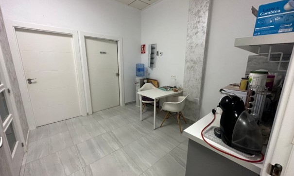 Resale - Kommerziell -
La Zenia