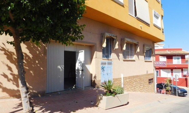 Sprzedaż - Reklama w telewizji -
San Miguel de Salinas