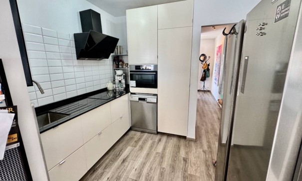 Herverkoop - Vrijstaande Villa -
Punta Prima