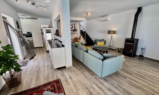 Herverkoop - Vrijstaande Villa -
Punta Prima