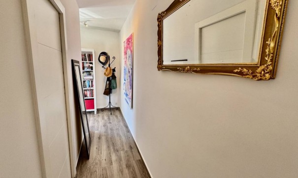 Herverkoop - Vrijstaande Villa -
Punta Prima