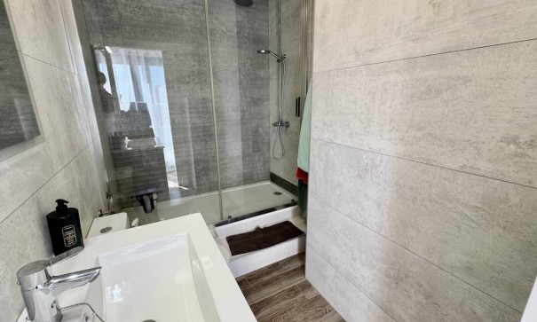 Herverkoop - Vrijstaande Villa -
Punta Prima