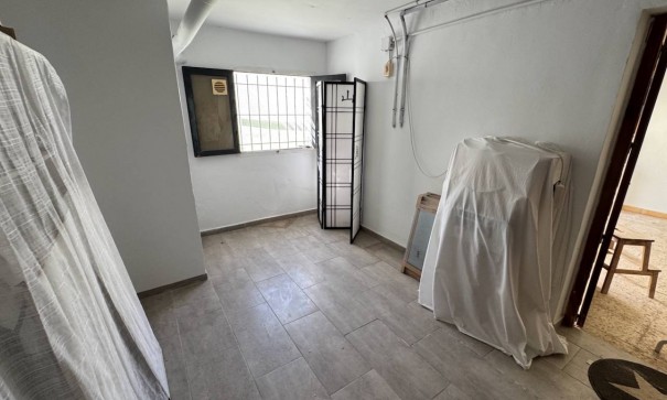 Herverkoop - Vrijstaande Villa -
Punta Prima