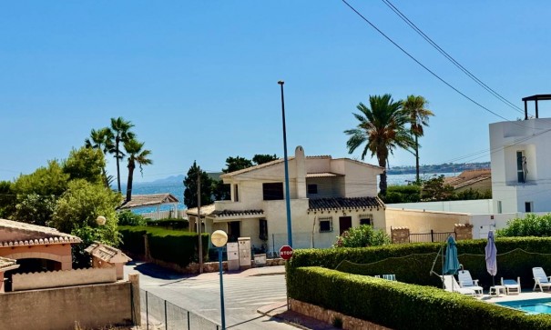 Herverkoop - Vrijstaande Villa -
Punta Prima