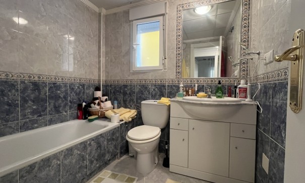 Herverkoop - Apartement Flat -
Algorfa