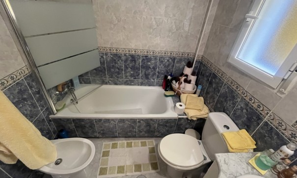 Herverkoop - Apartement Flat -
Algorfa