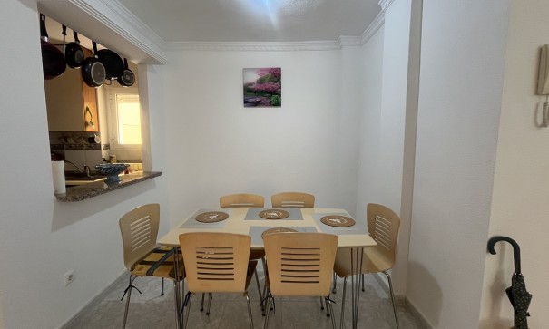 Herverkoop - Apartement Flat -
Algorfa