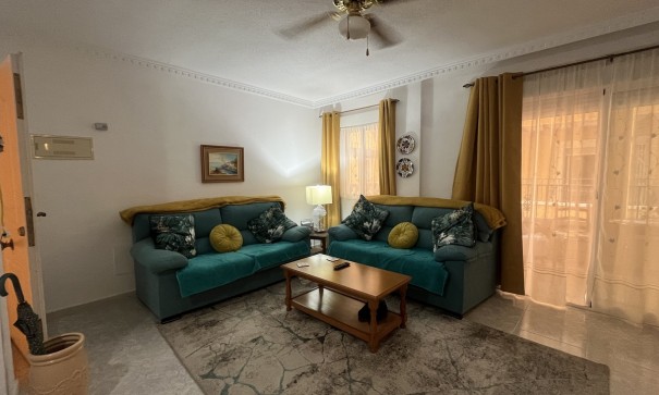 Herverkoop - Apartement Flat -
Algorfa