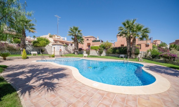 Sale - Semi Detached Villa -
San Miguel de Salinas - San Miguel