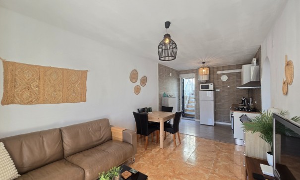 Sale - Apartment Flat -
Torrevieja - El limonar
