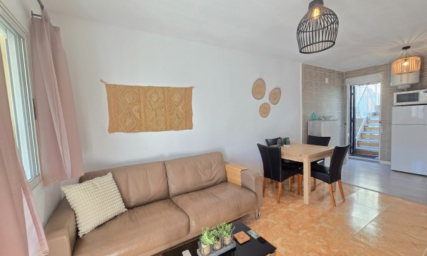 Sale - Apartment Flat -
Torrevieja - El limonar