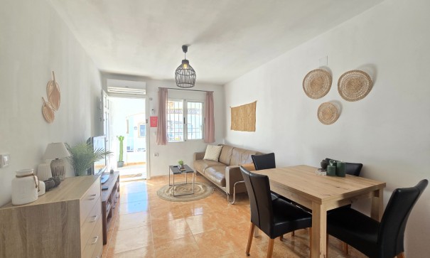 Sale - Apartment Flat -
Torrevieja - El limonar