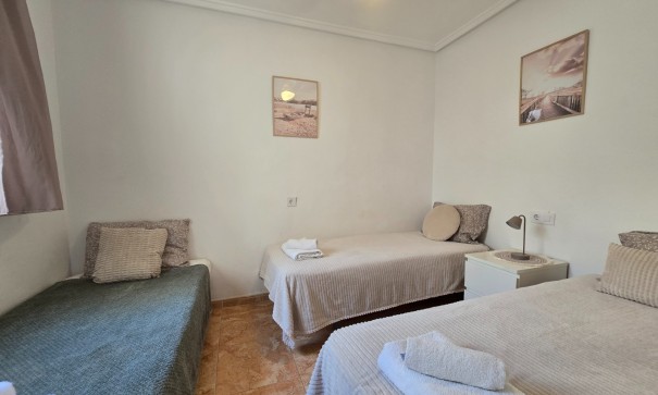 Sale - Apartment Flat -
Torrevieja - El limonar