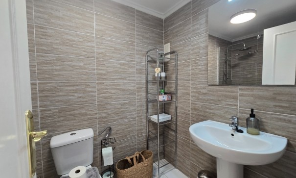 Sale - Apartment Flat -
Torrevieja - El limonar