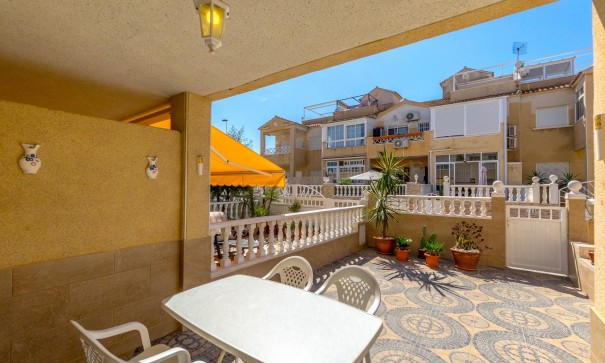 Sale - Apartment Flat -
Torrevieja - Nueva Torrevieja