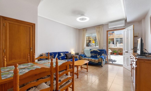 Sale - Apartment Flat -
Torrevieja - Nueva Torrevieja
