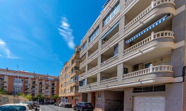 Återförsäljning - Lägenhet lägenhet -
Torrevieja - Centro