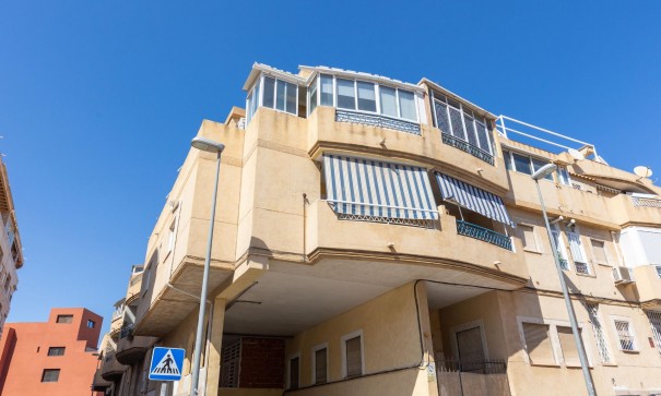 Sale - Apartment Flat -
Torrevieja - Playa de los locos