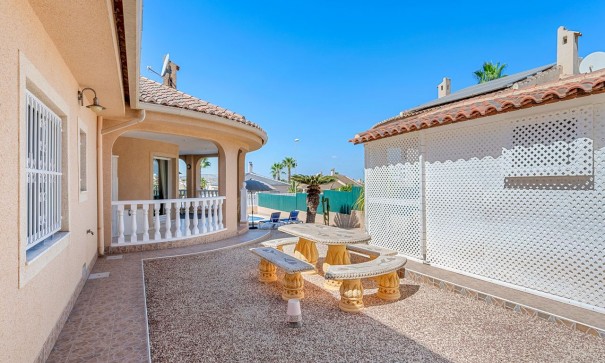 Resale - Freistehende Villa -
Rojales - Benimar 2