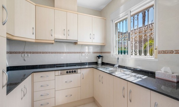 Resale - Freistehende Villa -
Rojales - Benimar 2