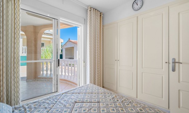 Resale - Freistehende Villa -
Rojales - Benimar 2