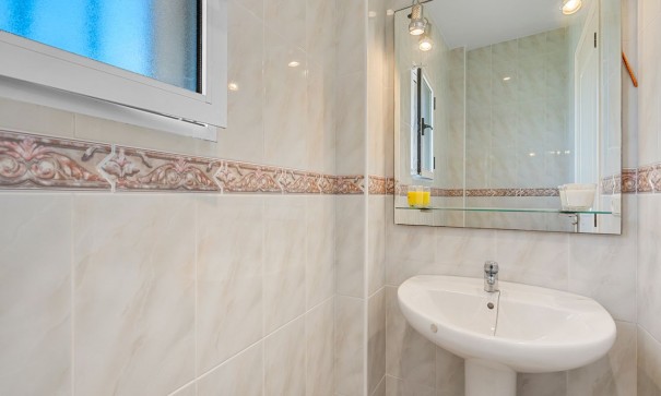 Resale - Freistehende Villa -
Rojales - Benimar 2