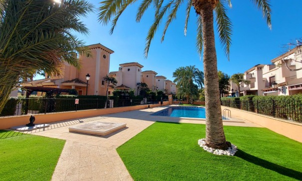 Venta - Villa adosada -
Algorfa - La Finca Golf